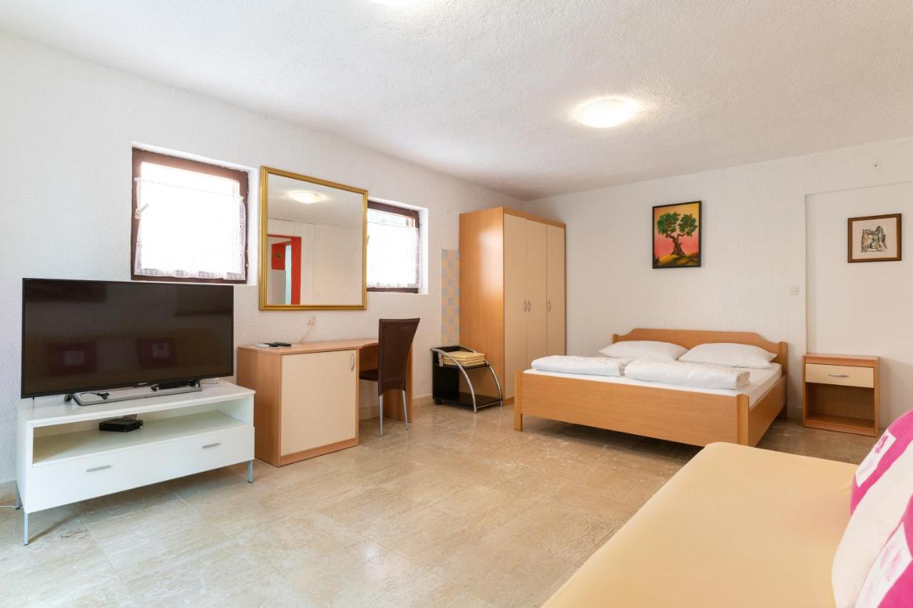Apartment Milka Rovinj Buitenkant foto