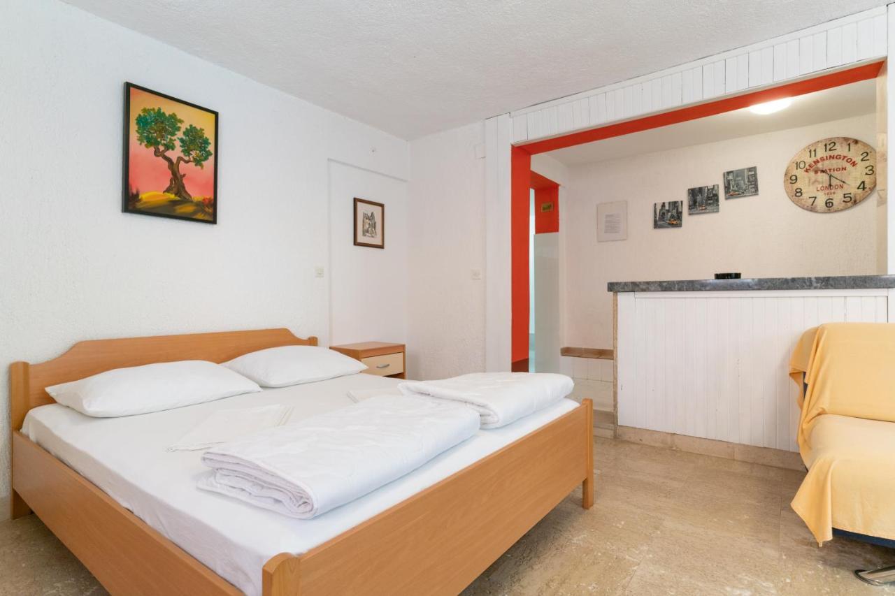 Apartment Milka Rovinj Buitenkant foto